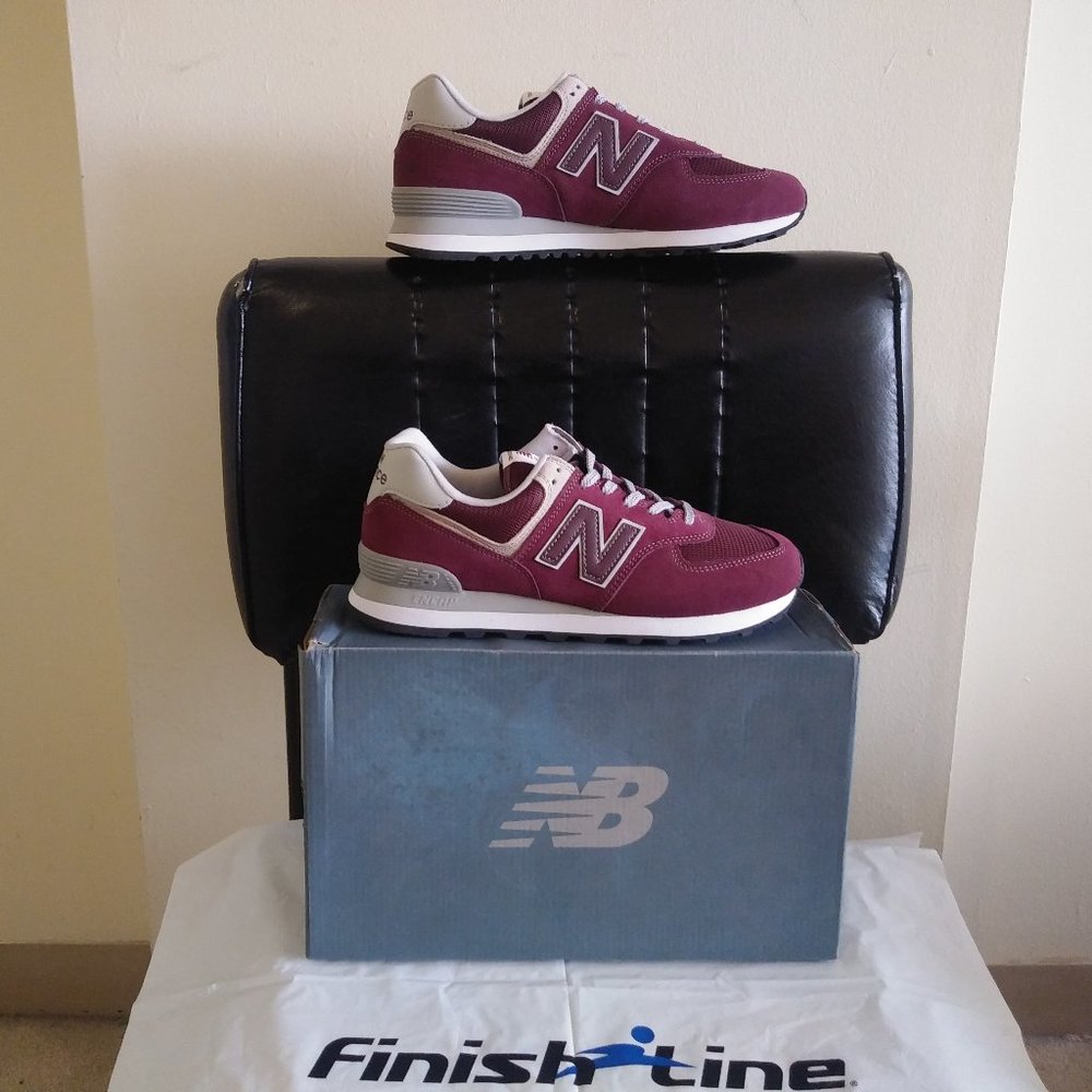 New Balance 574 Men's Casual Athletic Shoe